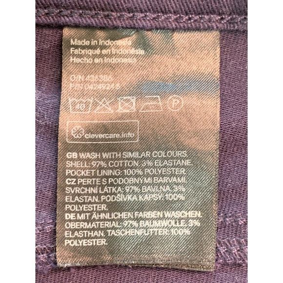 H&M Women’s Shorts Denim Size 14 1739 Stretch Navy Cuffed EUC Casual - Picture 3 of 6